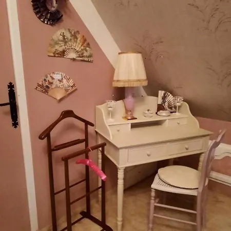 Chambre D Hote Les Bosquets * Cauge